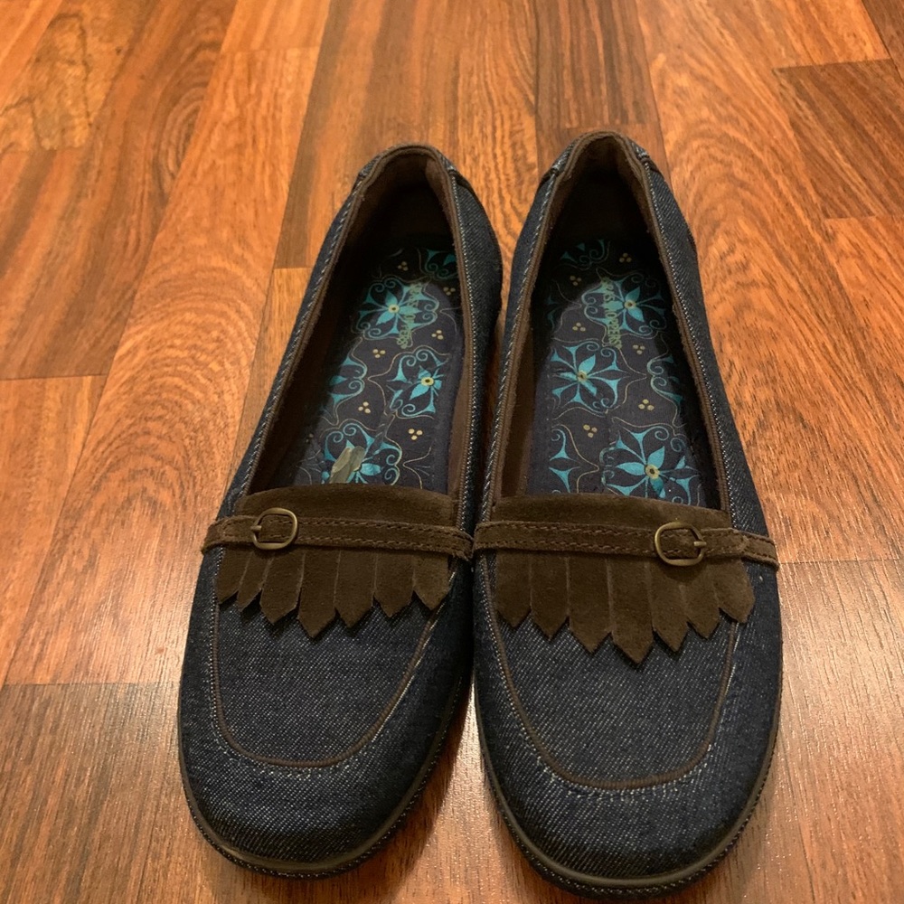 Women loafer shoes